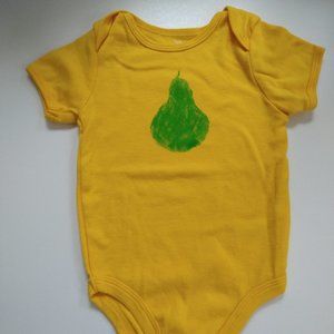 Short-sleeved yellow onesie with handmade pear design